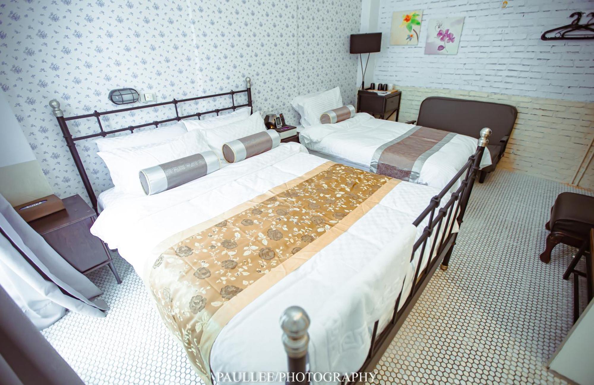白狗公寓amo B&B市區金三角 東大門夜市 Hualien Exterior foto