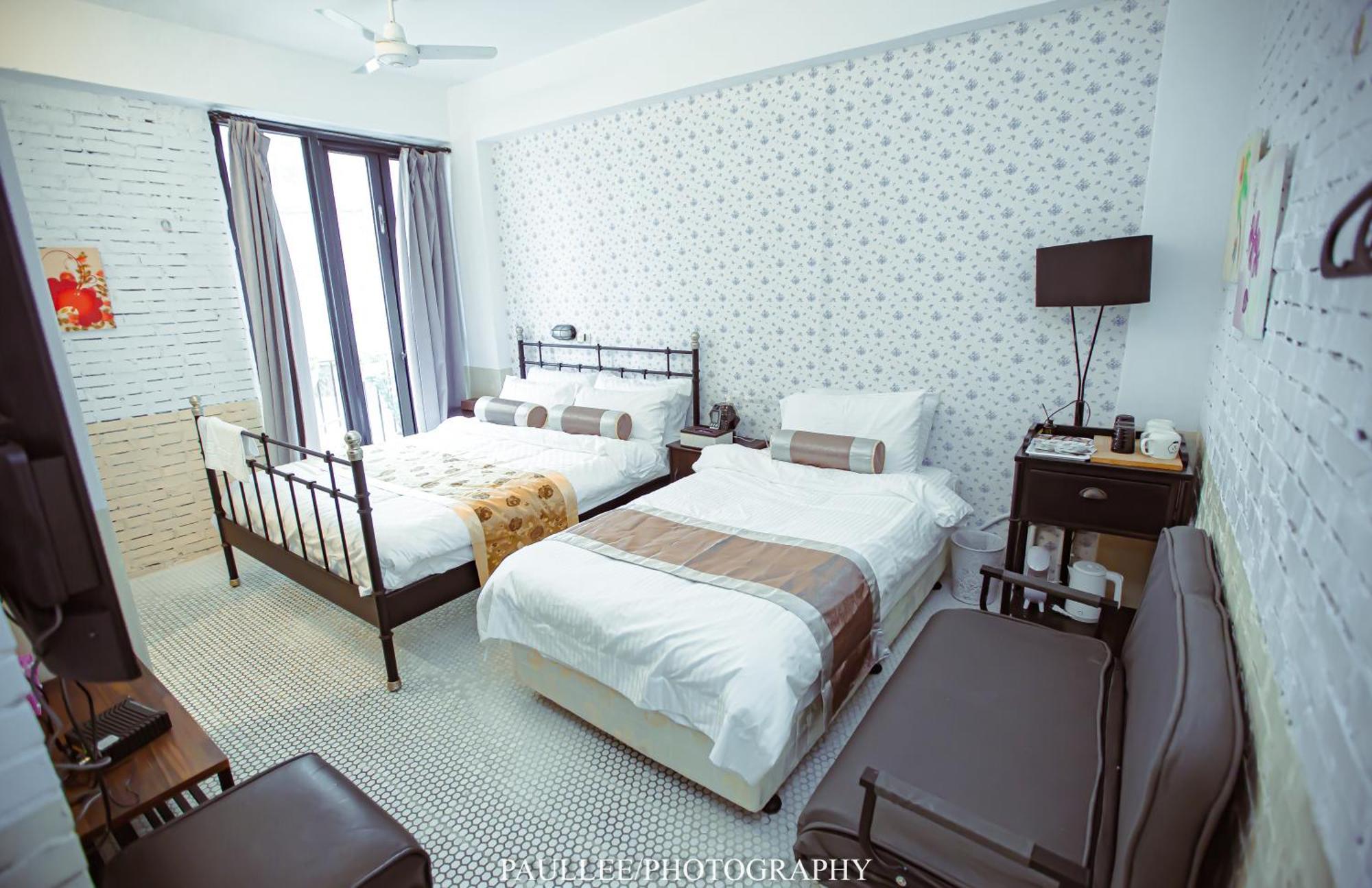 白狗公寓amo B&B市區金三角 東大門夜市 Hualien Exterior foto