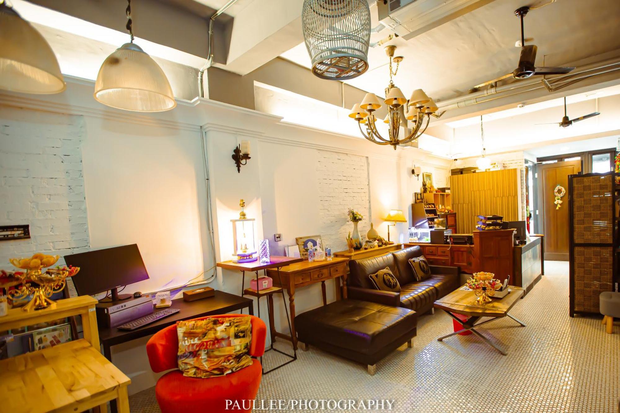 白狗公寓amo B&B市區金三角 東大門夜市 Hualien Exterior foto