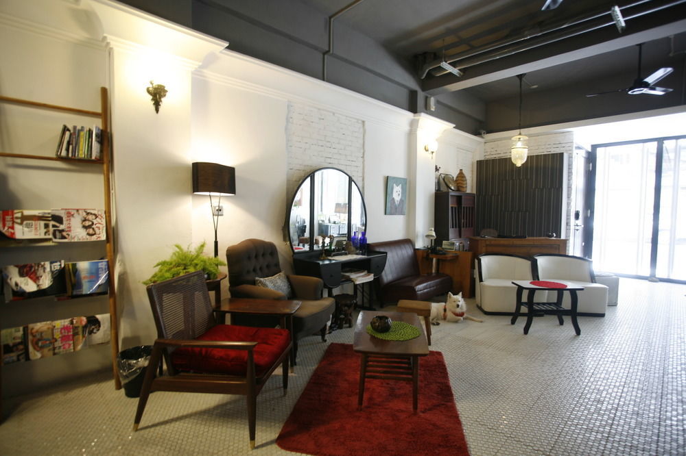 白狗公寓amo B&B市區金三角 東大門夜市 Hualien Exterior foto